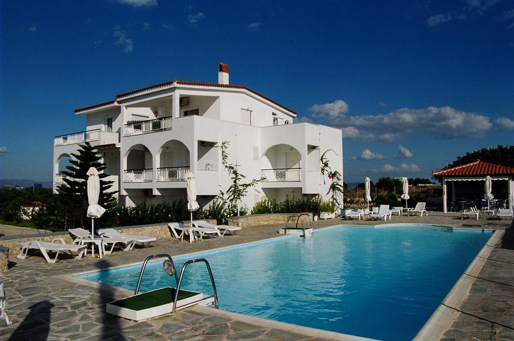 Long View Apartments Porto Heli Exterior photo