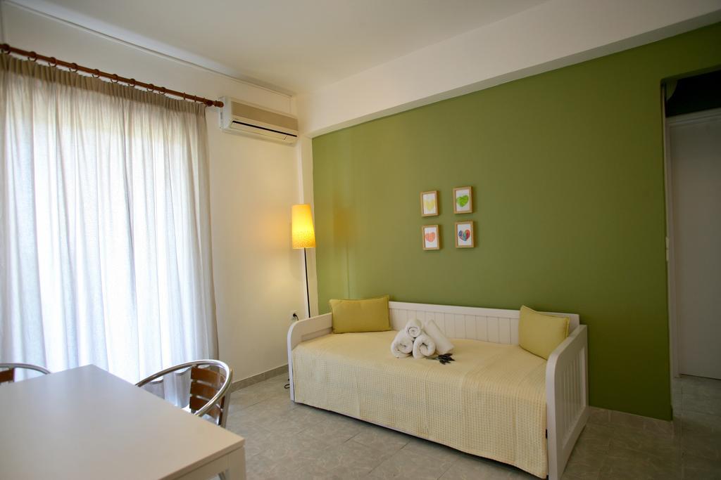 Long View Apartments Porto Heli Exterior photo